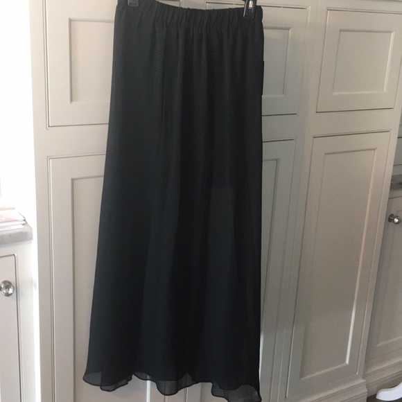 🆕Guess Maxi High Slit Chiffon Skirt Size (M) - Picture 11 of 11